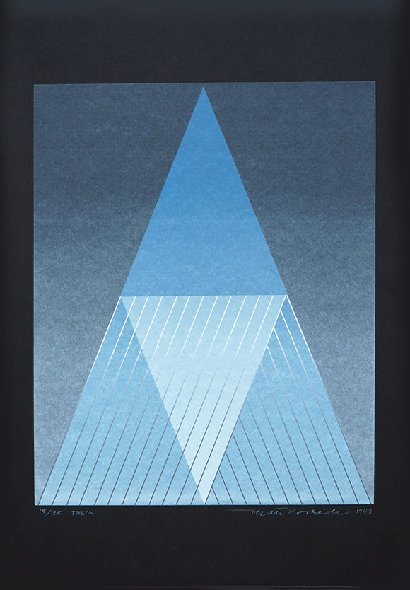 Sininen pyramidi